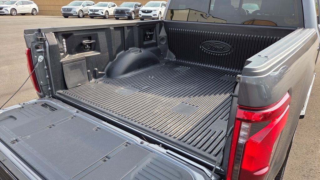 2024 Ford F-150 XLT - Photo 12