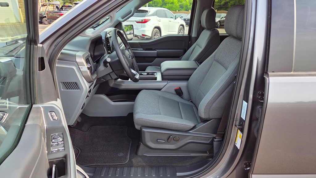 2024 Ford F-150 XLT - Photo 13