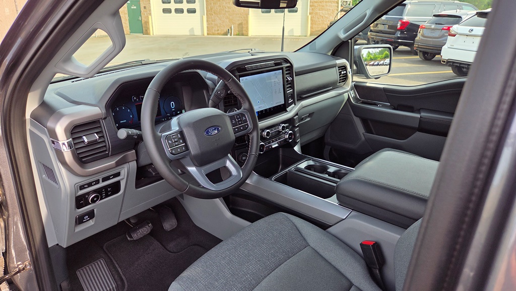2024 Ford F-150 XLT - Photo 14