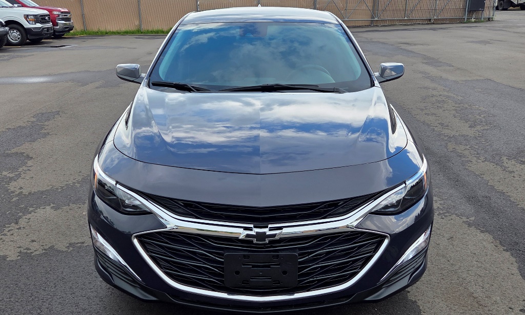 2025 Chevrolet Malibu RS's photo