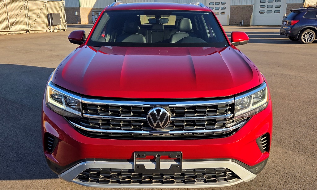 2023 Volkswagen Atlas Cross Sport SE w/Tech