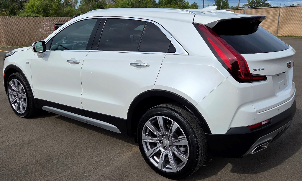 2022 Cadillac XT4 Premium Luxury - Photo 6