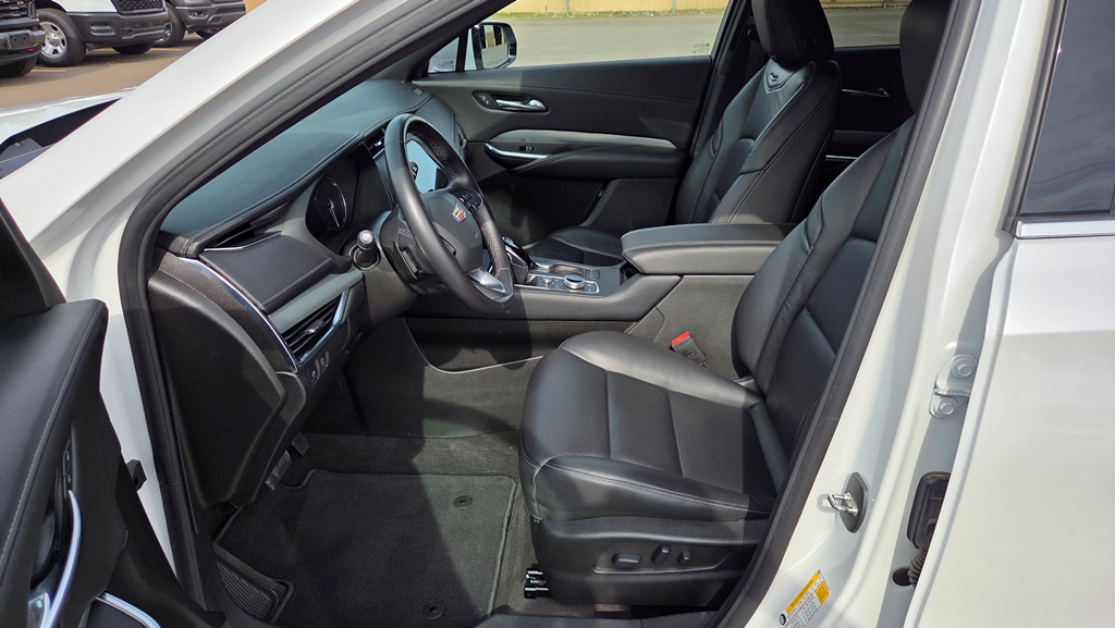 2022 Cadillac XT4 Premium Luxury - Photo 13