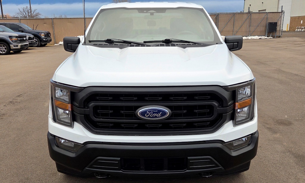 2023 Ford F-150 XL's photo