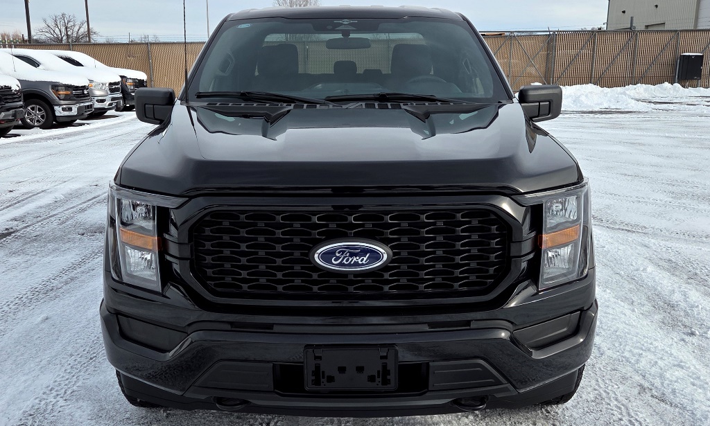 2023 Ford F-150 XL's photo