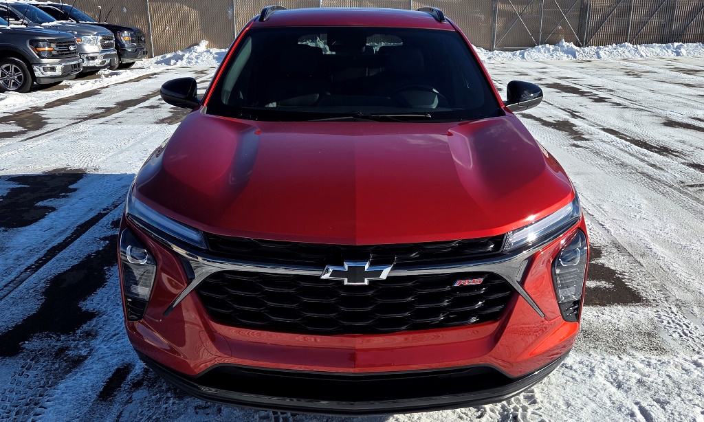 2024 Chevrolet Trax RS's photo